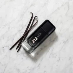 212 Vip Black*CAROLINA HERRERA