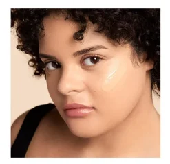 All Hours Foundation Bases De Maquillaje