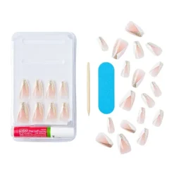 Classy Nails*KISS New