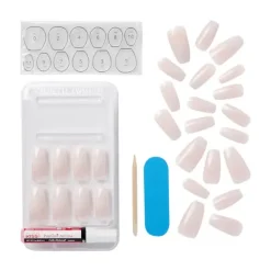 Classy Nails*KISS New