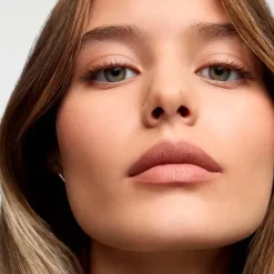 Outlet Creamy Soft Lipstick Pintalabios