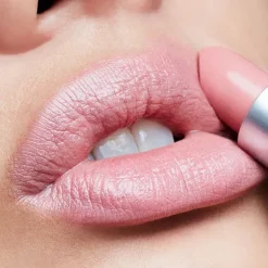 Online Cremesheen Lipstick Pintalabios