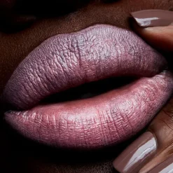 Online Cremesheen Lipstick Pintalabios