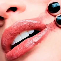 Online Cremesheen Lipstick Pintalabios