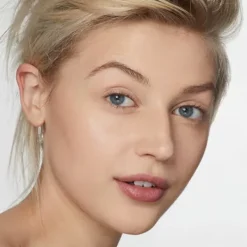 Double Wear Stay-In-Place Oil-Control SPF 10*ESTEE LAUDER Clearance