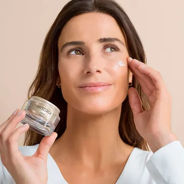 Clearance ESTHEDERM Excellage