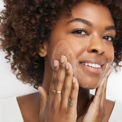 Exfoliante Hidratante*OLAY New