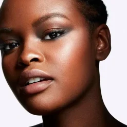 Extra Dimension Skinfinish*MAC COSMETICS Clearance