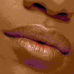 Frost Lipstick Holiday Edition*MAC COSMETICS