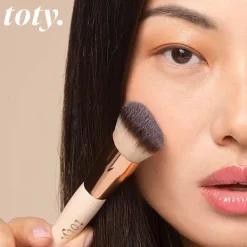 Ilumina Brush*SOFIA VERGARA TOTY Outlet