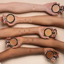 Ilumina CC Creamy Compact*SOFIA VERGARA TOTY Best