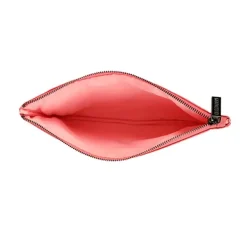 New QUEENDOM Leading Lady  Travel Case