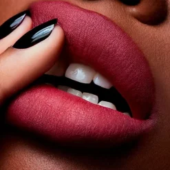 Powder Kiss Lipstick*MAC COSMETICS Outlet