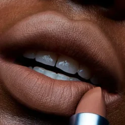 Powder Kiss Lipstick*MAC COSMETICS Outlet