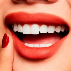 Powder Kiss Liquid Lipcolour*MAC COSMETICS