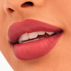 Powder Kiss Velvet Blur*MAC COSMETICS Outlet