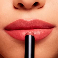 Powder Kiss Velvet Blur*MAC COSMETICS Clearance