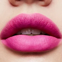Hot Retro Matte Lipstick Pintalabios