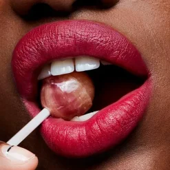 Hot Retro Matte Lipstick Pintalabios