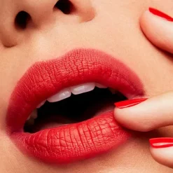Hot Retro Matte Lipstick Pintalabios