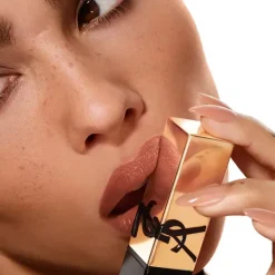 Sale Rouge Pur Couture Pintalabios