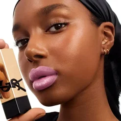 Sale Rouge Pur Couture Pintalabios