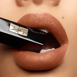 Rouge Pur Couture The Slim Velvet Radical Labial Mate*YVES SAINT LAURENT Hot