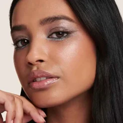 Online Runaway Eye Tint Eyeshadow Sombras De Ojos