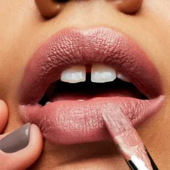 Best Satin Lipstick Pintalabios