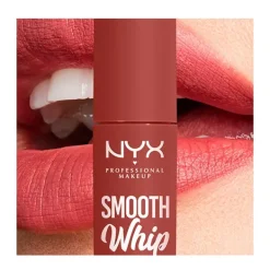 Smooth Whip Matte Lip Cream*NYX PROFESSIONAL MAKE UP Hot