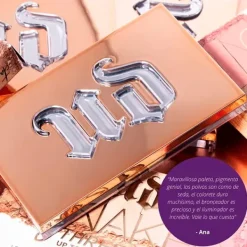 Hot Stay Naked Threesome Sombras De Ojos