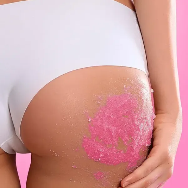 Hot Strawberry Glow Scrub Limpieza