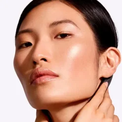 Strobe Cream*MAC COSMETICS