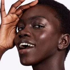 Strobe Cream*MAC COSMETICS