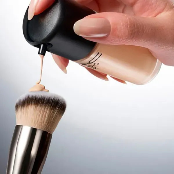 Studio Fix Fluid Spf 15*MAC COSMETICS Hot