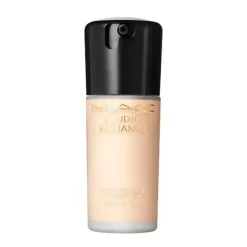 Best Studio Radiance Serum-Powered Foundation Bases De Maquillaje