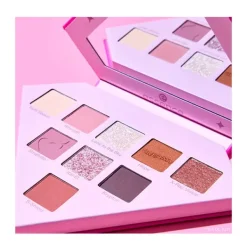 Superman eyeshadow palette*ESSENCE Discount