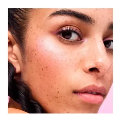 Superman Jelly Highlighter Stick*ESSENCE Hot