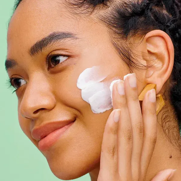 Online Waso Shikulime Color Control Oil-Free Moisturizer Hidratación